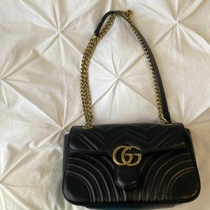 GG Marmont medium matelassé shoulder bag